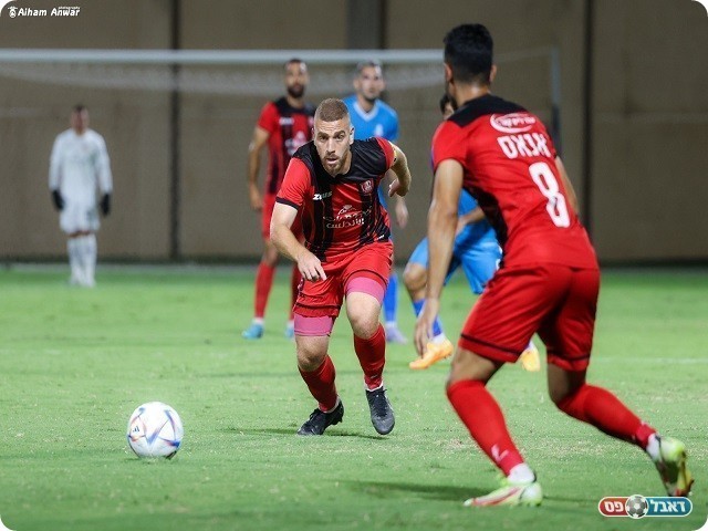 יצדיקו את הציפיות מהם? שחקני אום אל פאחם (איהם אנואר)